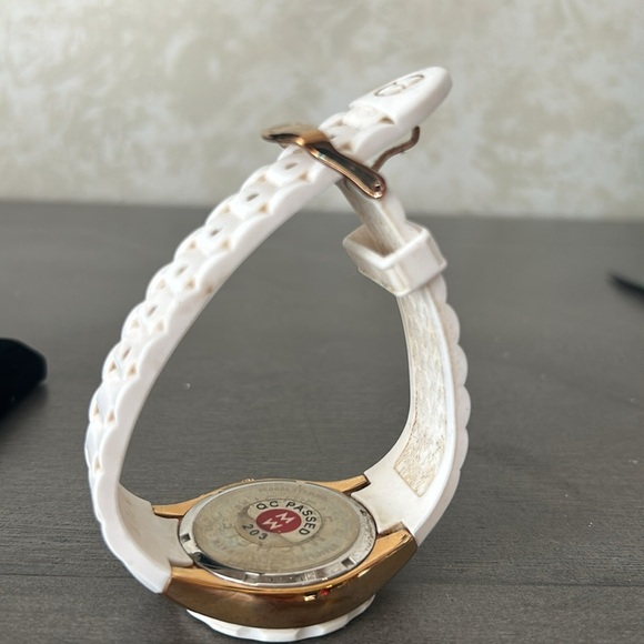 MICHELE TAHITIAN JELLY BEAN ROSE GOLD,WHITE SILICONE BAND WATCH - Picture 5 of 5